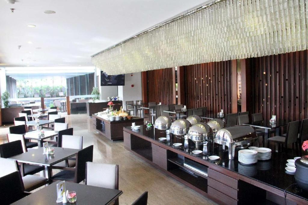Mitra Bandung Hotel מראה חיצוני תמונה