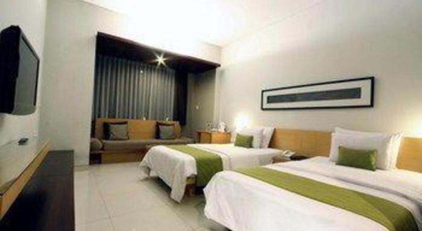 Mitra Bandung Hotel מראה חיצוני תמונה
