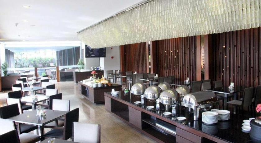 Mitra Bandung Hotel מראה חיצוני תמונה