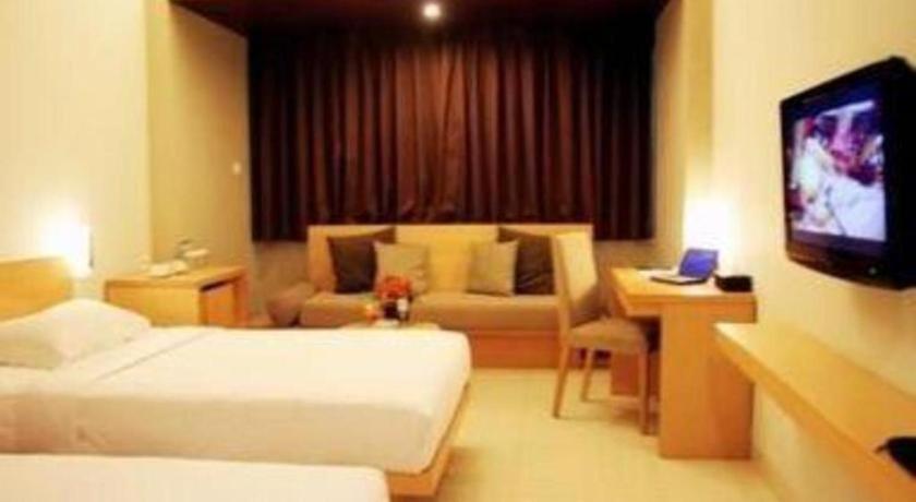Mitra Bandung Hotel מראה חיצוני תמונה
