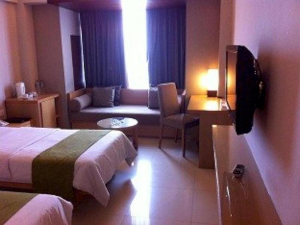 Mitra Bandung Hotel מראה חיצוני תמונה